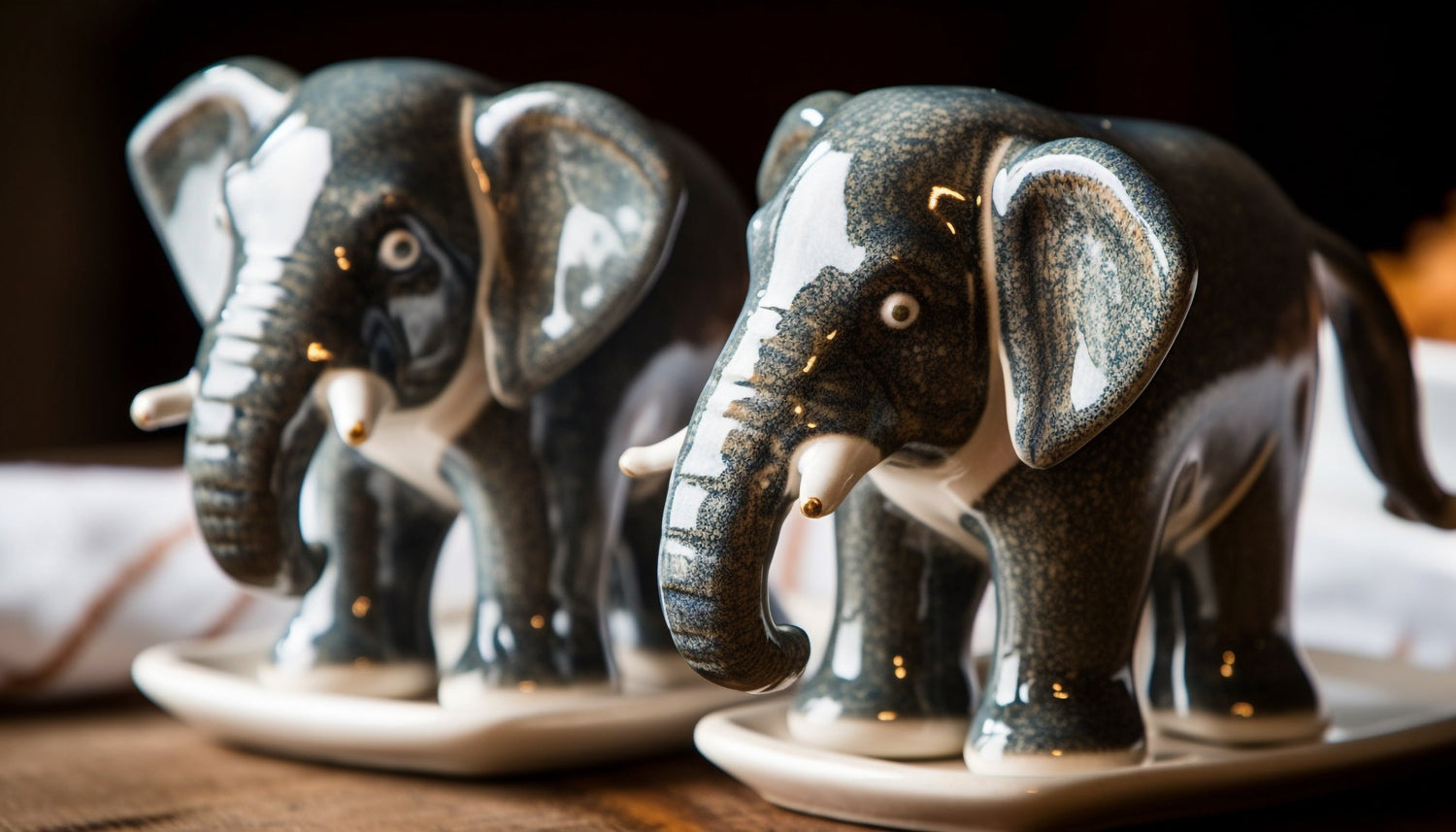 Figurines